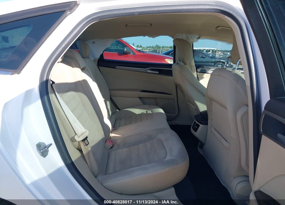 2014 FORD FUSION SE VIN: 3FA6P0HD5ER193630