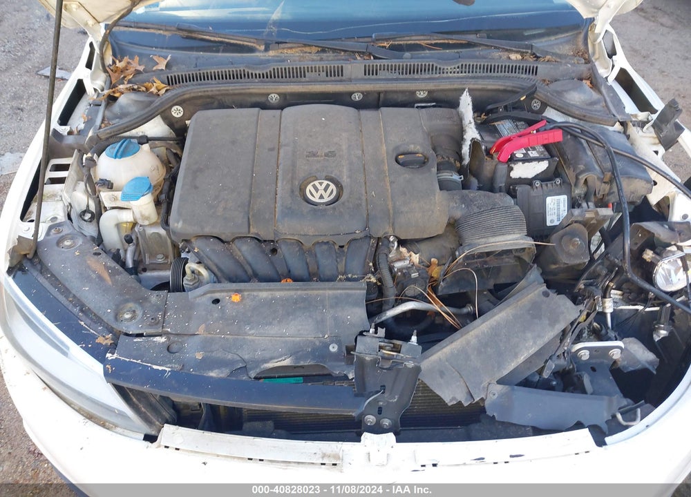 2013 VOLKSWAGEN JETTA 2.5L SE VIN: 3VWDX7AJ8DM209080