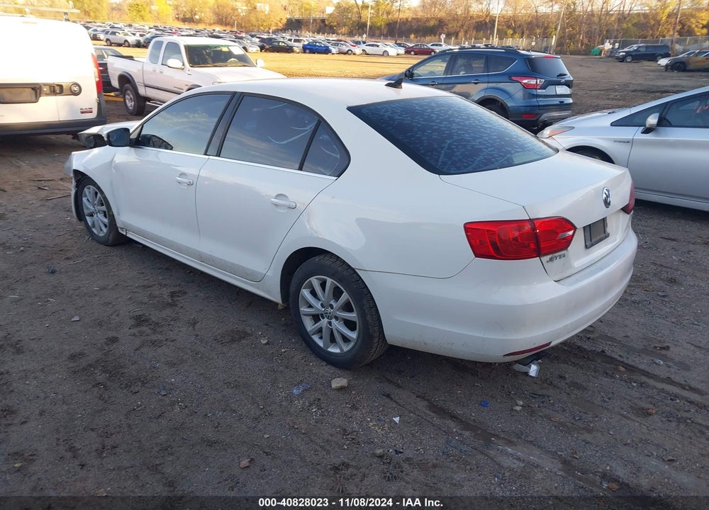 2013 VOLKSWAGEN JETTA 2.5L SE VIN: 3VWDX7AJ8DM209080