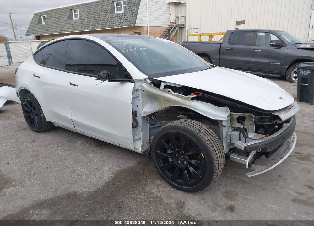 2020 TESLA MODEL Y LONG RANGE DUAL MOTOR ALL-WHEEL DRIVE/PERFORMANCE DUAL MOTOR ALL-WHEEL DRIVE VIN: 5YJYGDEF2LF004222