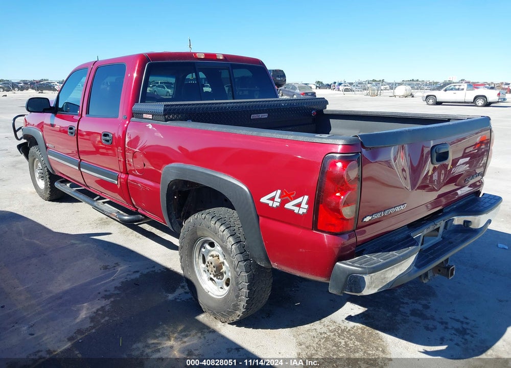 2005 CHEVROLET SILVERADO 2500HD LT VIN: 1GCHK23U65F860075