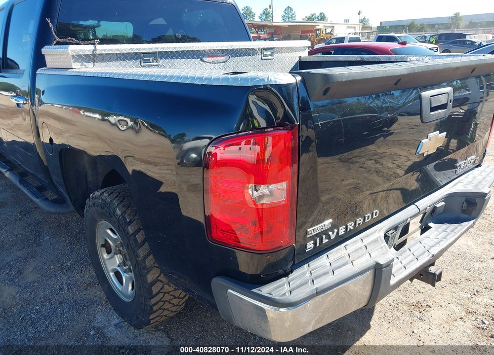 2009 CHEVROLET SILVERADO 1500 LT VIN: 3GCEC23029G179557