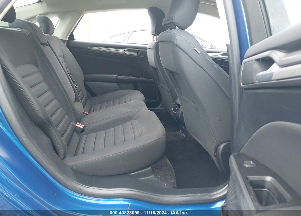 2017 FORD FUSION SE VIN: 3FA6P0HD7HR414441