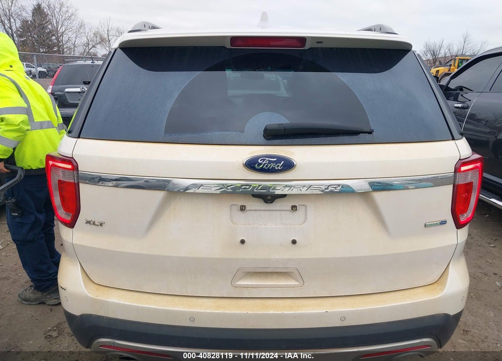 2016 FORD EXPLORER XLT VIN: 1FM5K8D86GGD00122