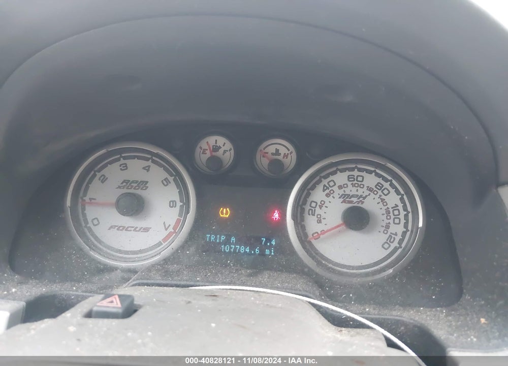 2011 FORD FOCUS SES VIN: 1FAHP3GN4BW130211