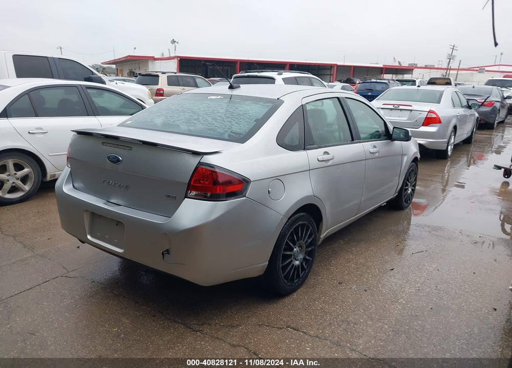 2011 FORD FOCUS SES VIN: 1FAHP3GN4BW130211
