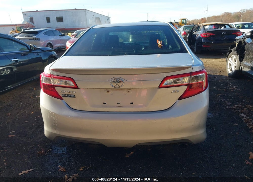 2012 TOYOTA CAMRY SE VIN: 4T1BF1FK1CU138290