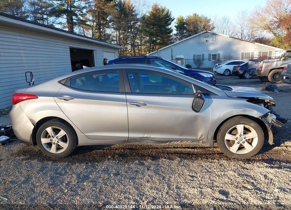 2013 HYUNDAI ELANTRA GLS VIN: KMHDH4AE2DU926681