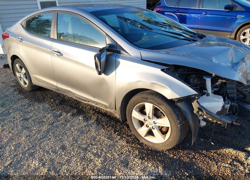 2013 HYUNDAI ELANTRA GLS VIN: KMHDH4AE2DU926681
