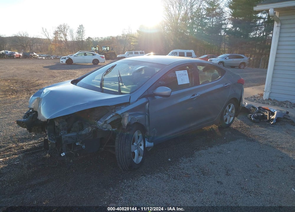 2013 HYUNDAI ELANTRA GLS VIN: KMHDH4AE2DU926681