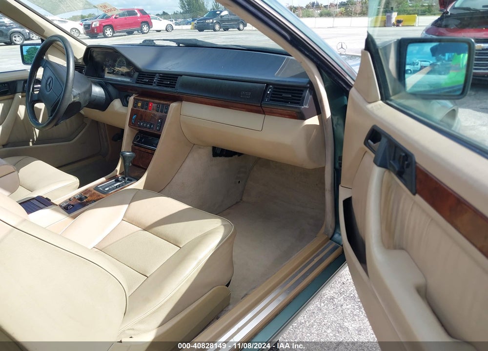 1994 MERCEDES-BENZ E 320 VIN: WDBEA66E0RC023720