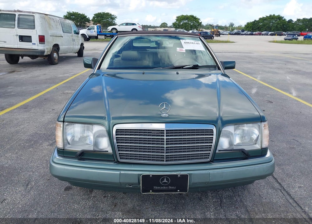 1994 MERCEDES-BENZ E 320 VIN: WDBEA66E0RC023720