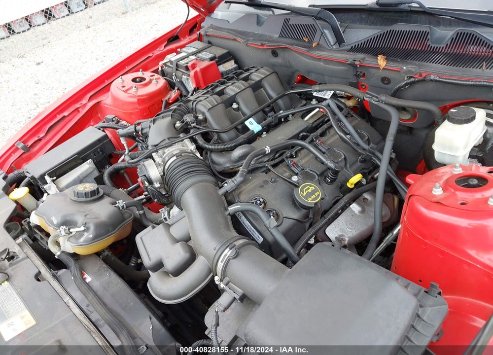2014 FORD MUSTANG V6 PREMIUM VIN: 1ZVBP8AMXE5277458