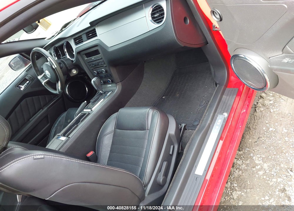 2014 FORD MUSTANG V6 PREMIUM VIN: 1ZVBP8AMXE5277458