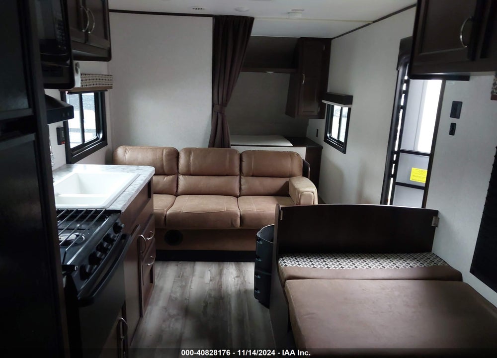 2018 JAYCO JAYFL184BH VIN: 1UJBJ0BNXJ17V1911