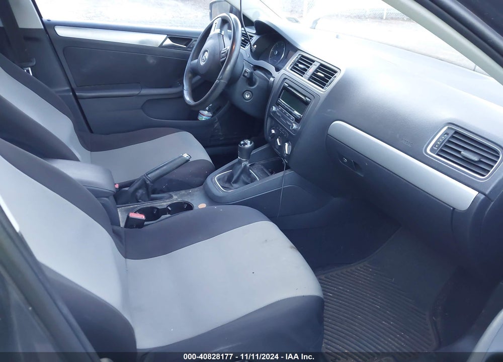 2012 VOLKSWAGEN JETTA 2.0L TDI VIN: 3VW3L7AJ7CM381557