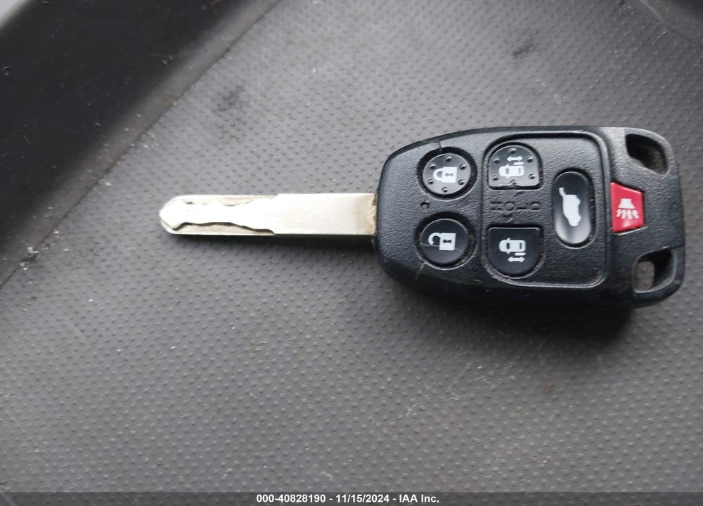 2013 HONDA ODYSSEY EX-L VIN: 5FNRL5H69DB084976