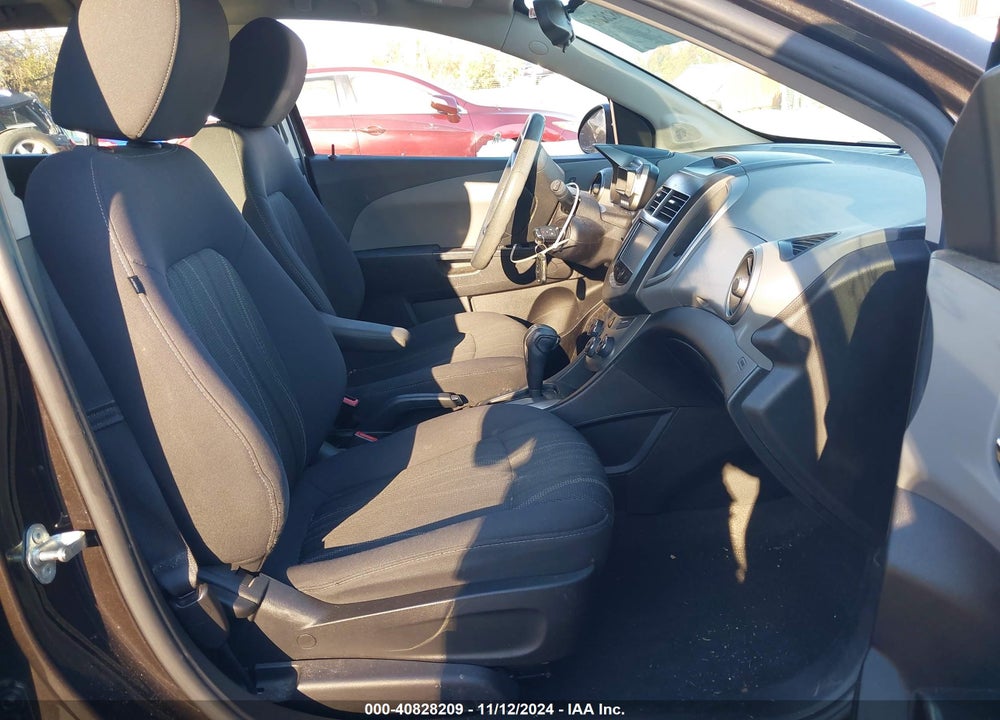 2014 CHEVROLET SONIC LT AUTO VIN: 1G1JC6SH8E4194657