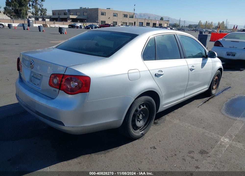 2005 VOLKSWAGEN JETTA 2.5 VIN: 3VWRG71K85M644665