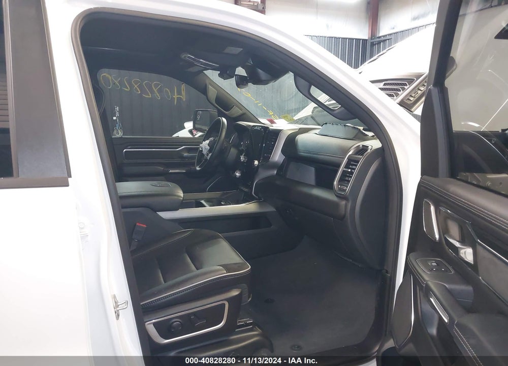 2024 RAM 1500 LAIE  4X4 5'7 BOX VIN: 1C6SRFJT0RN158808