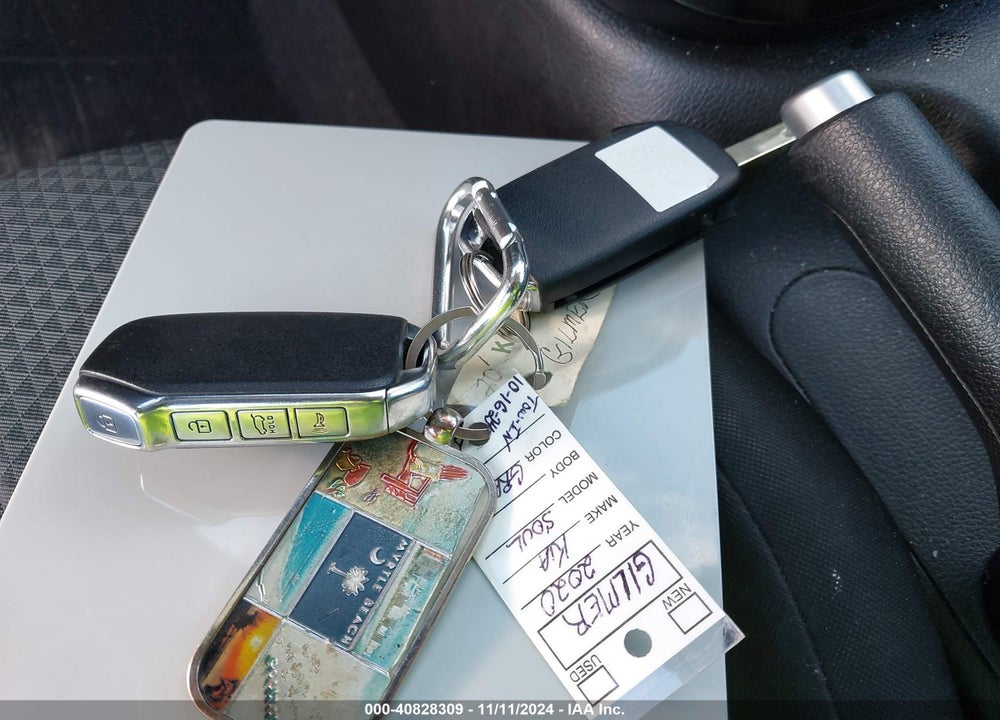 2020 KIA SOUL LX VIN: KNDJ23AU2L7098378