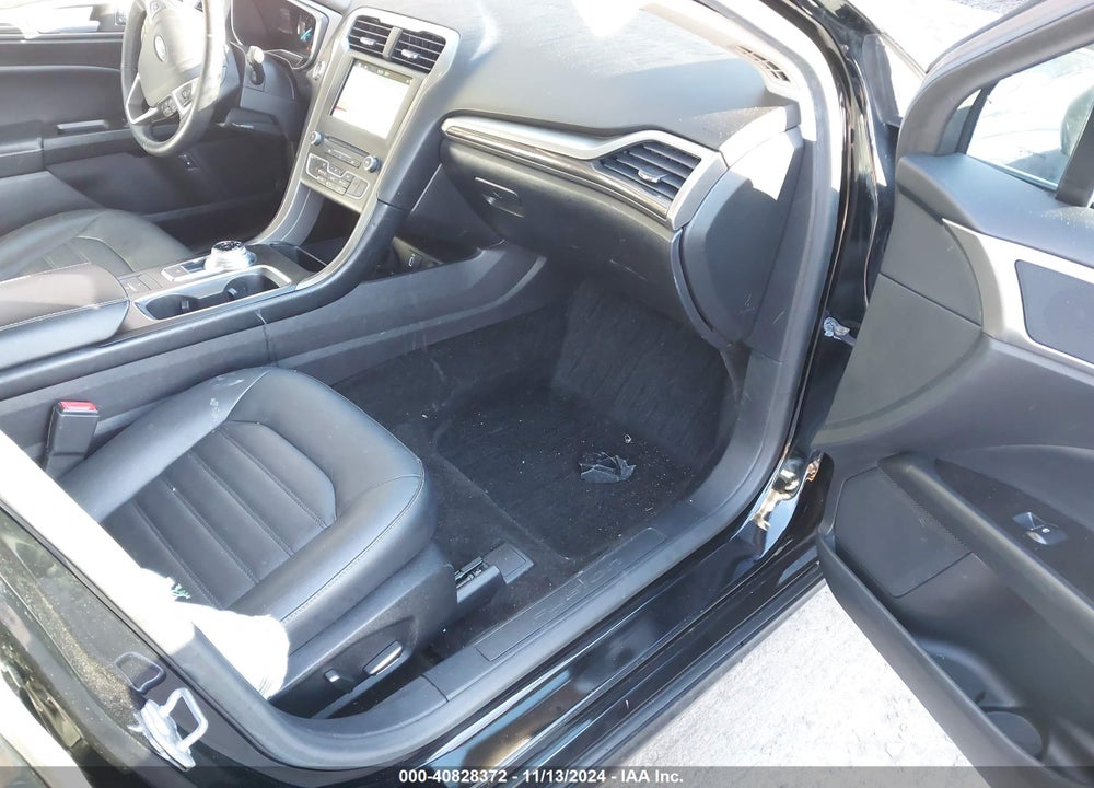 2018 FORD FUSION ENERGI SE LUXURY VIN: 3FA6P0PU3JR105797
