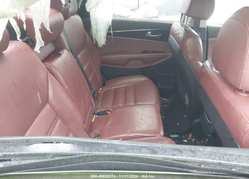 2018 KIA SORENTO VIN: 5XYPK4A51JG378138
