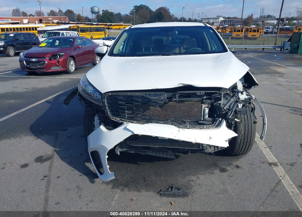 2019 KIA SORENTO 3.3L LX VIN: 5XYPG4A58KG493709