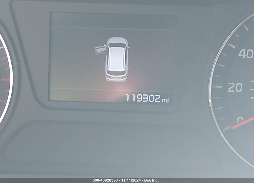 2019 KIA SORENTO 3.3L LX VIN: 5XYPG4A58KG493709