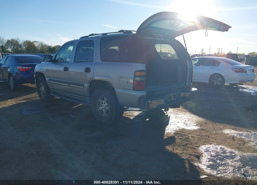 2005 CHEVROLET TAHOE LS VIN: 1GNEC13T15J235539