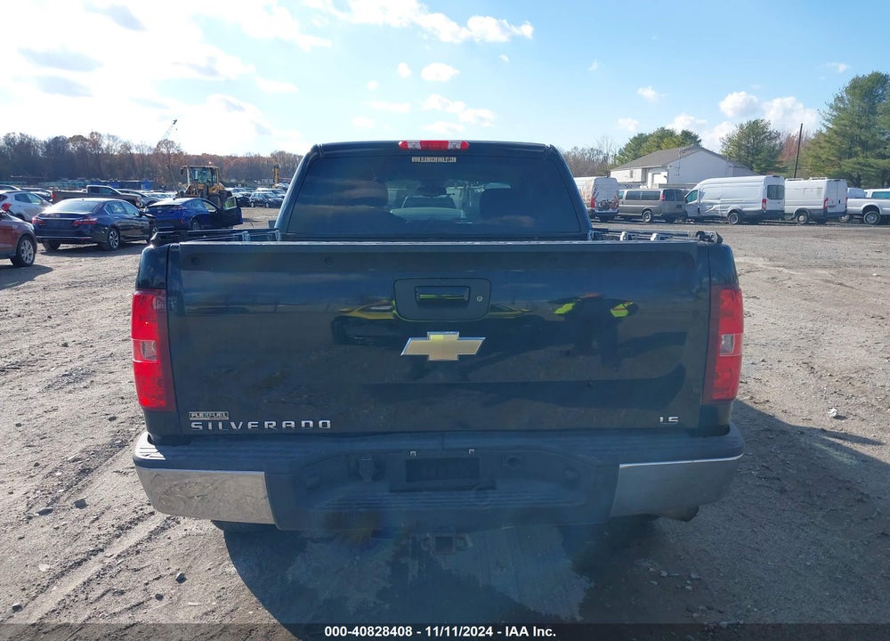 2011 CHEVROLET SILVERADO 1500 LS VIN: 3GCPKREA0BG266910