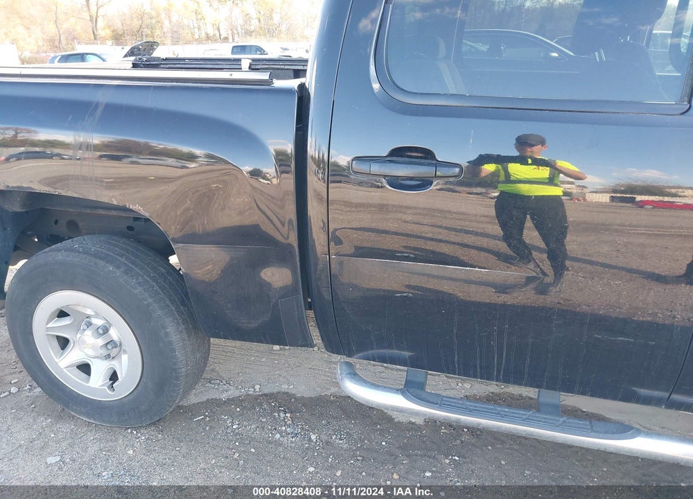 2011 CHEVROLET SILVERADO 1500 LS VIN: 3GCPKREA0BG266910