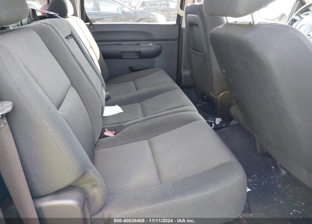 2011 CHEVROLET SILVERADO 1500 LS VIN: 3GCPKREA0BG266910