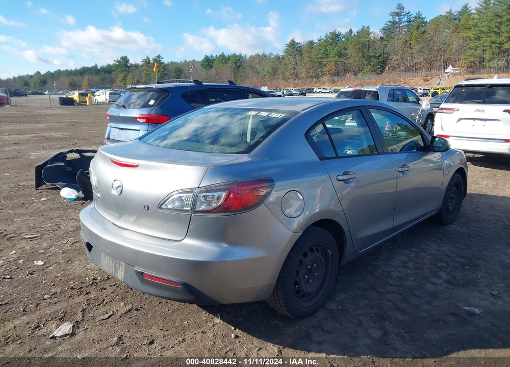 2010 MAZDA 3 I SPORT VIN: JM1BL1SG8A1311297