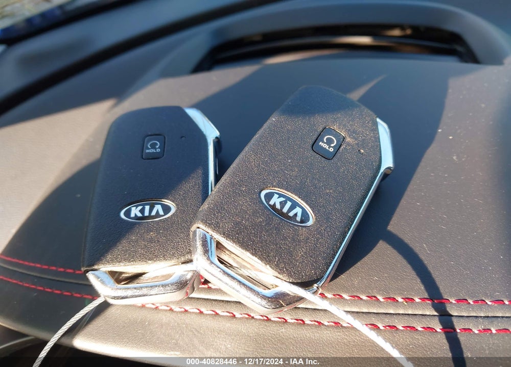 2021 KIA SOUL TURBO VIN: KNDJ53AF9M7752044