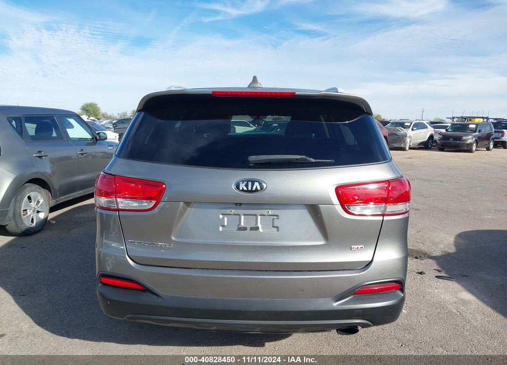 2016 KIA SORENTO 2.4L LX VIN: 5XYPG4A33GG079162
