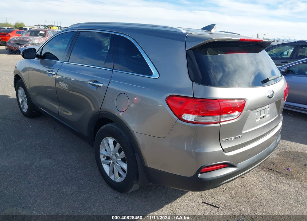 2016 KIA SORENTO 2.4L LX VIN: 5XYPG4A33GG079162