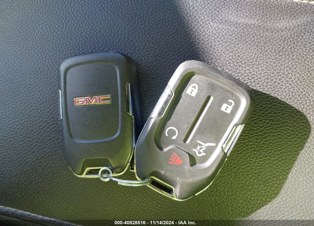 2020 GMC ACADIA FWD SLE VIN: 1GKKNRLS8LZ200673