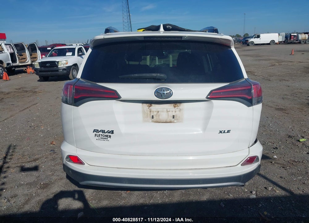 2016 TOYOTA RAV4 XLE VIN: 2T3WFREV6GW279963