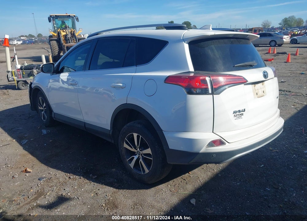 2016 TOYOTA RAV4 XLE VIN: 2T3WFREV6GW279963