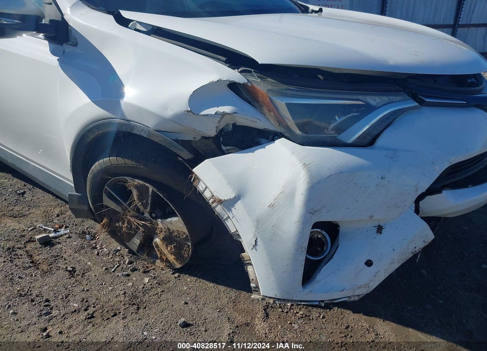 2016 TOYOTA RAV4 XLE VIN: 2T3WFREV6GW279963