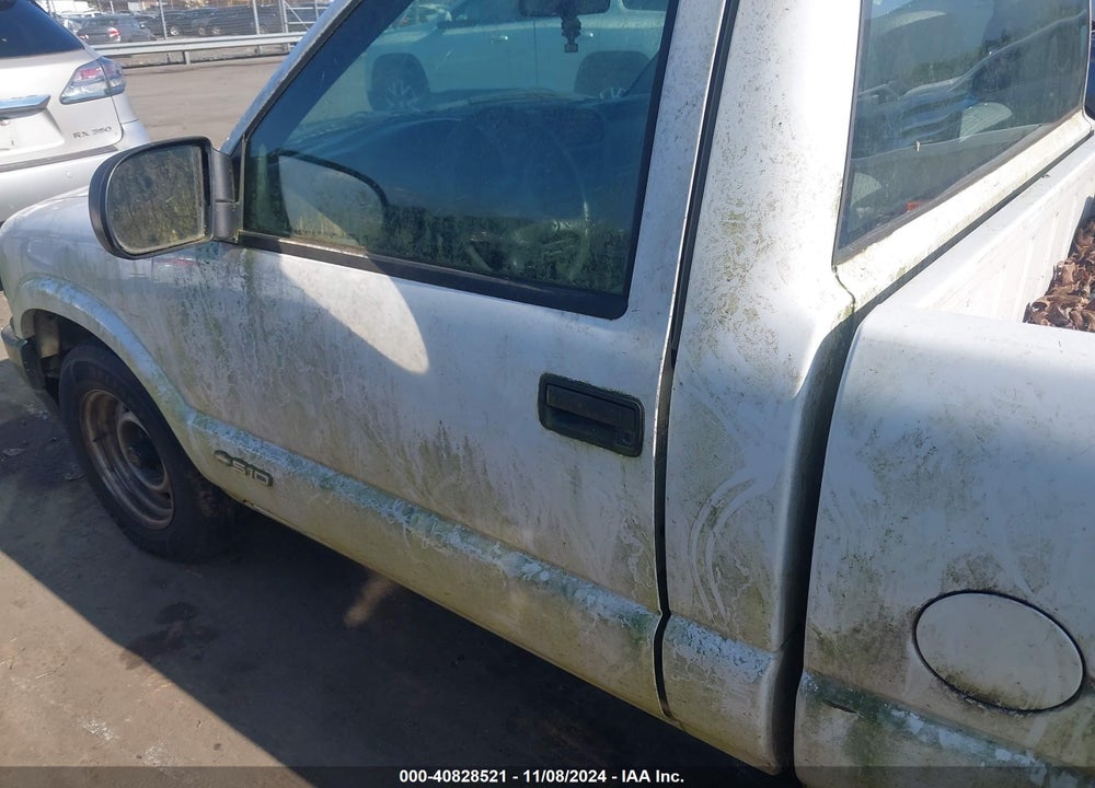 2002 CHEVROLET S-10 VIN: 1GCCS14W928159809