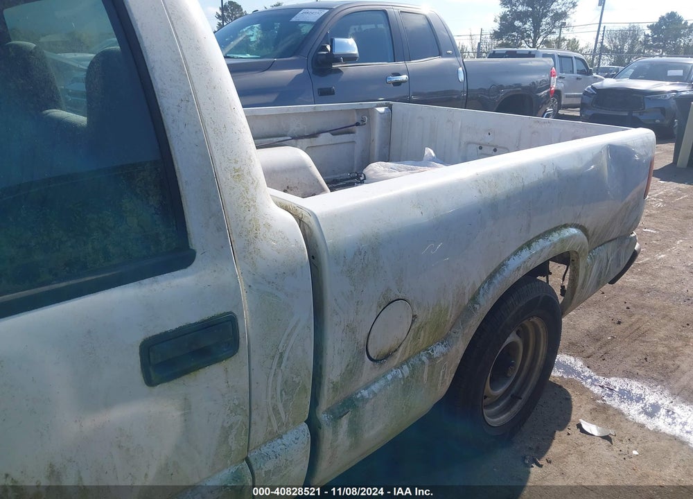 2002 CHEVROLET S-10 VIN: 1GCCS14W928159809