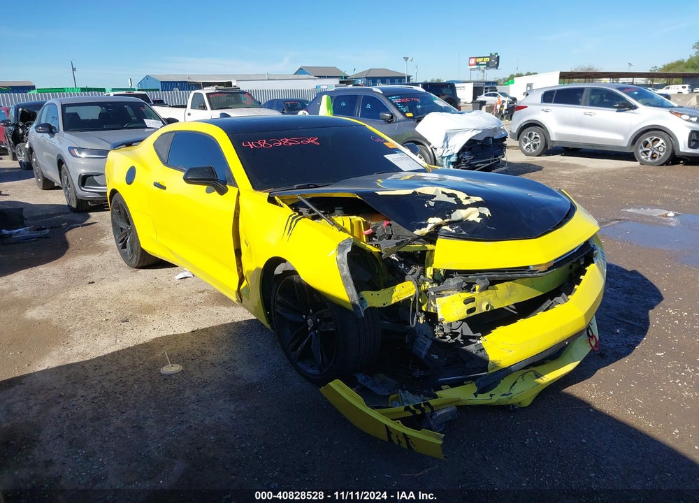 2018 CHEVROLET CAMARO VIN: 1G1FB1RS8J0124087