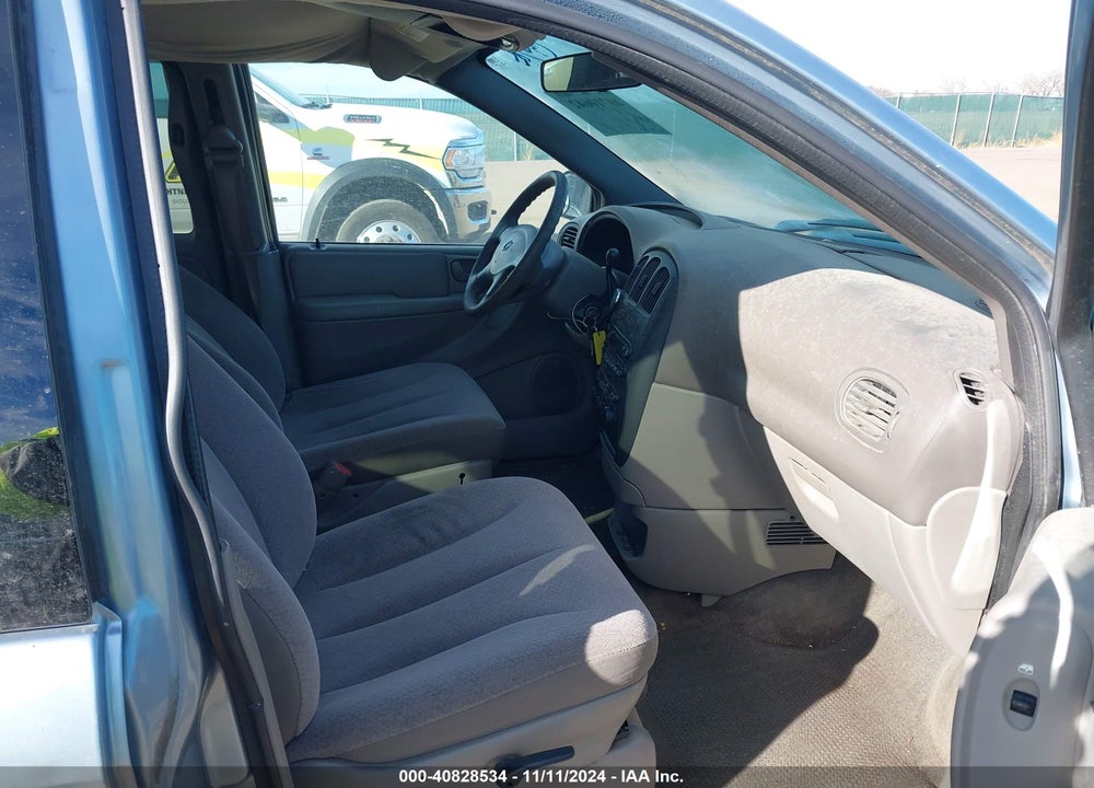 2003 DODGE GRAND CARAVAN SPORT VIN: 1D4GP44353B277521