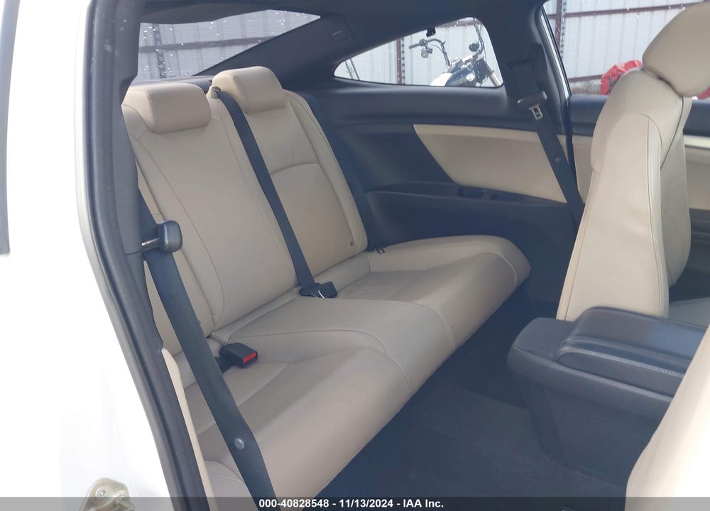2019 HONDA CIVIC TOURING VIN: 2HGFC3B97KH352930