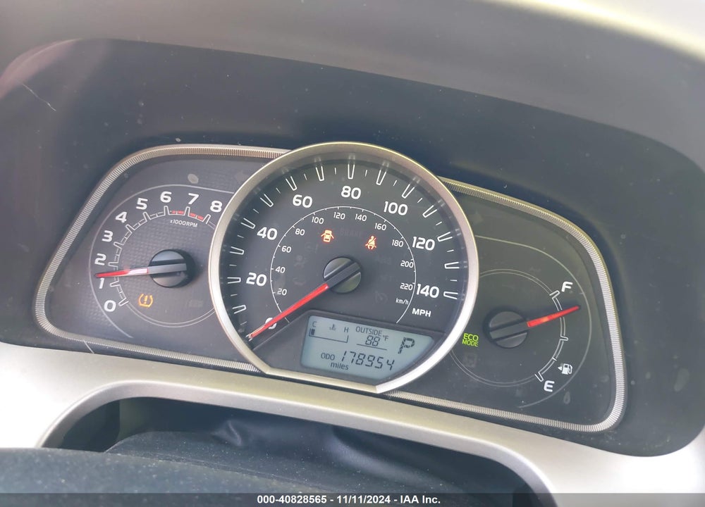 2013 TOYOTA RAV4 XLE VIN: 2T3WFREV4DW023770