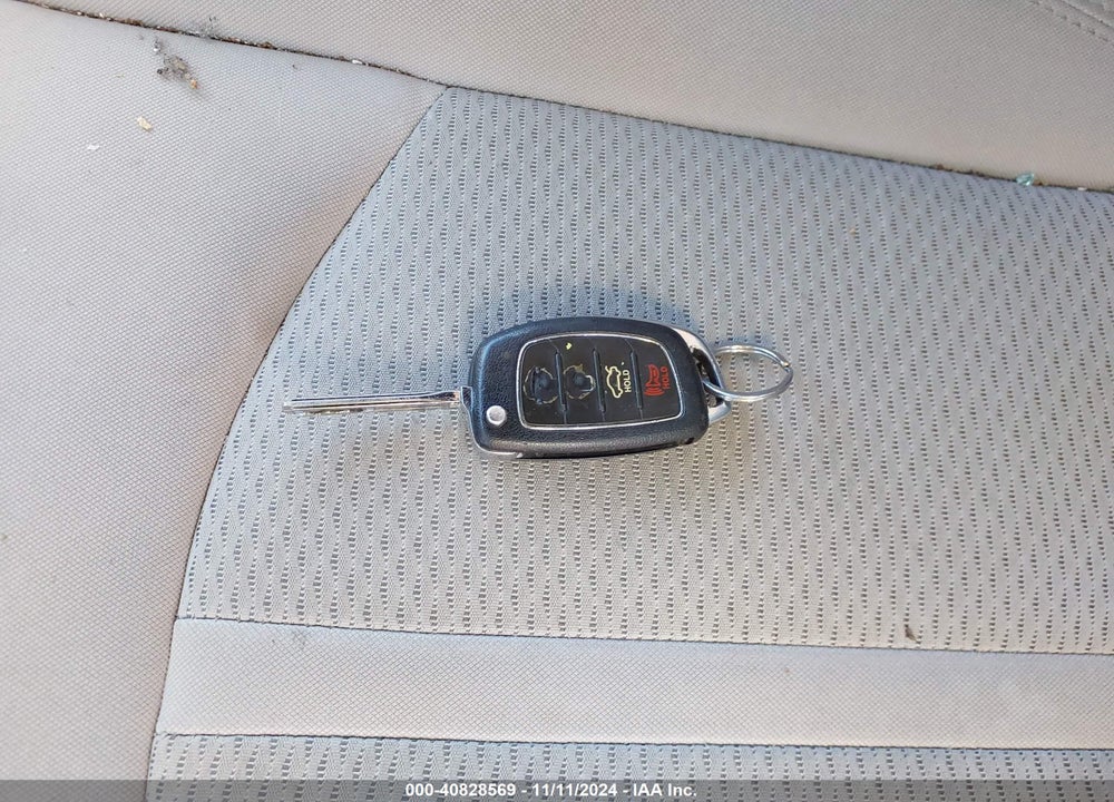 2017 HYUNDAI SONATA VIN: 5NPE24AF0HH517162