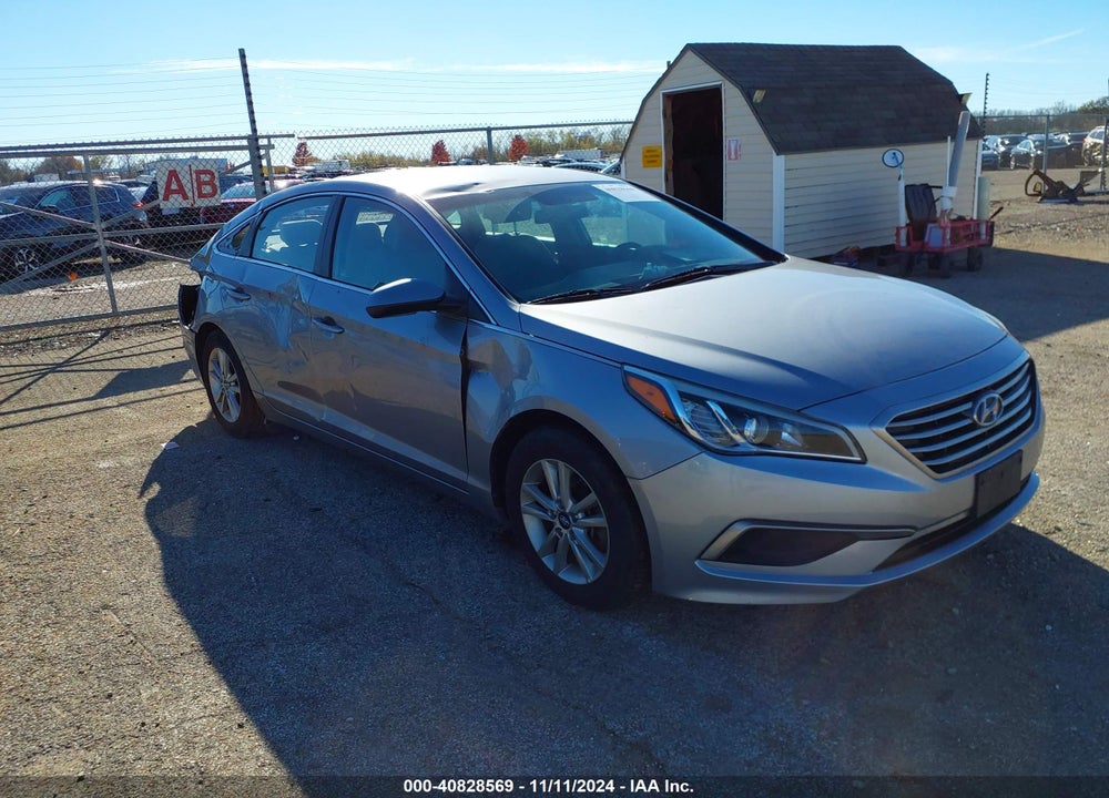 2017 HYUNDAI SONATA VIN: 5NPE24AF0HH517162