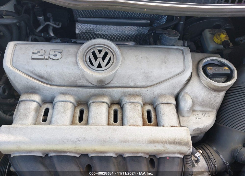 2007 VOLKSWAGEN NEW BEETLE TRIPLE WHITE VIN: 3VWFF31Y87M411696